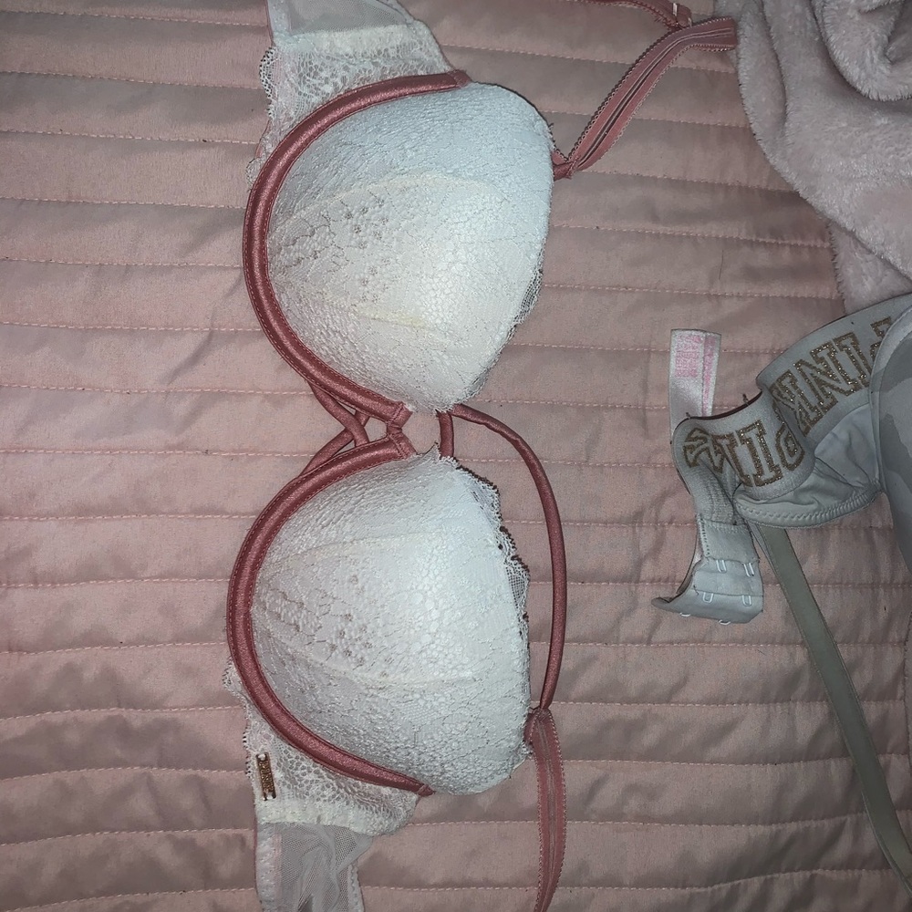 PINK by Victoria’s secret bra